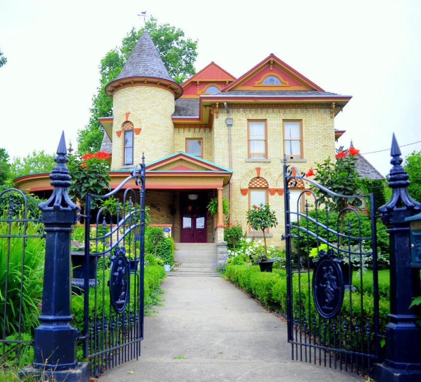 Park Place 2*